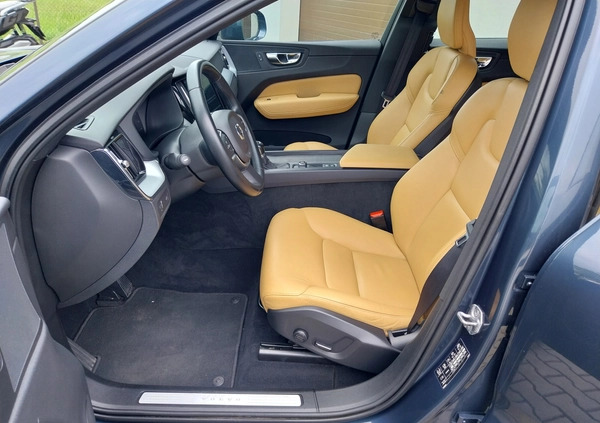 Volvo XC 60 cena 135900 przebieg: 89000, rok produkcji 2018 z Siedlce małe 781